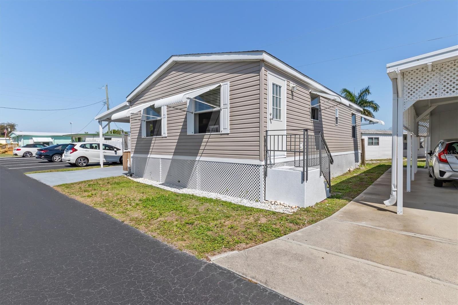 8320 RIVERSIDE DR #51B, PUNTA GORDA, FL — photo 33