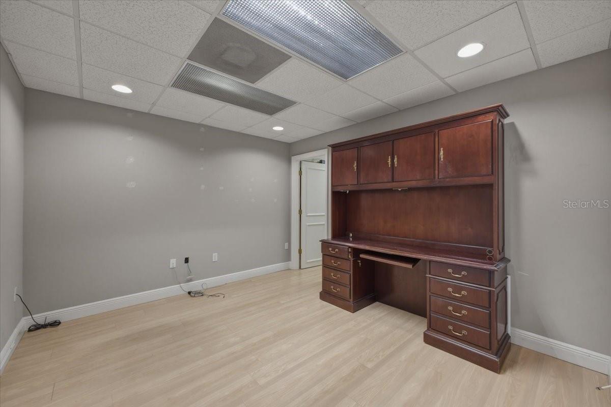 1882 PORTER LAKE DR #103, SARASOTA, FL — photo 10