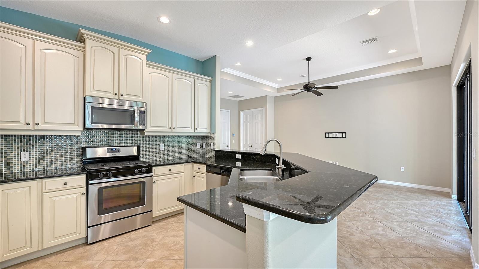 7702 RIO BELLA PL, BRADENTON, FL — photo 17