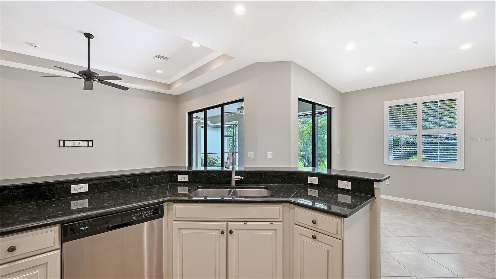 7702 RIO BELLA PL, BRADENTON, FL — photo 19