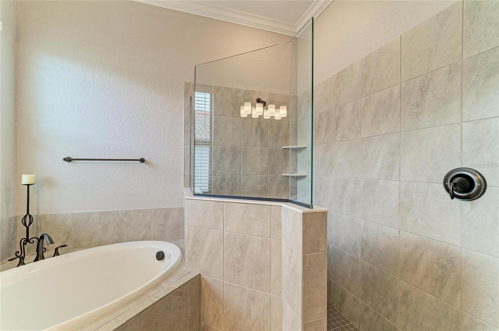 6070 BRANDON RUN, LAKEWOOD RANCH, FL — photo 28