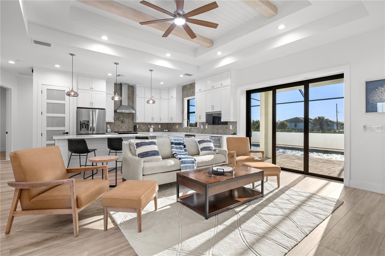 10401 SUNDAY DR, PORT CHARLOTTE, FL — photo 4