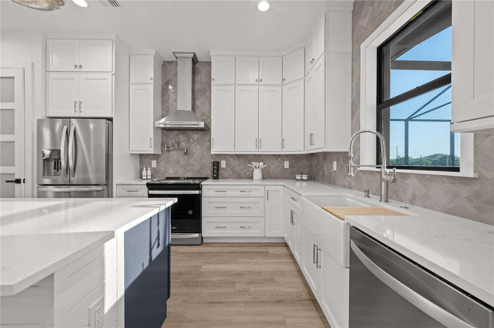 10401 SUNDAY DR, PORT CHARLOTTE, FL — photo 17