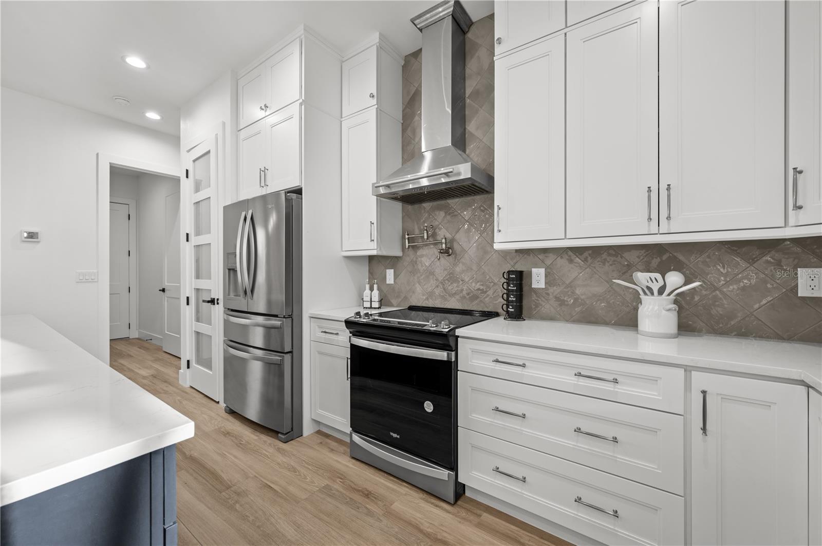 10401 SUNDAY DR, PORT CHARLOTTE, FL — photo 20