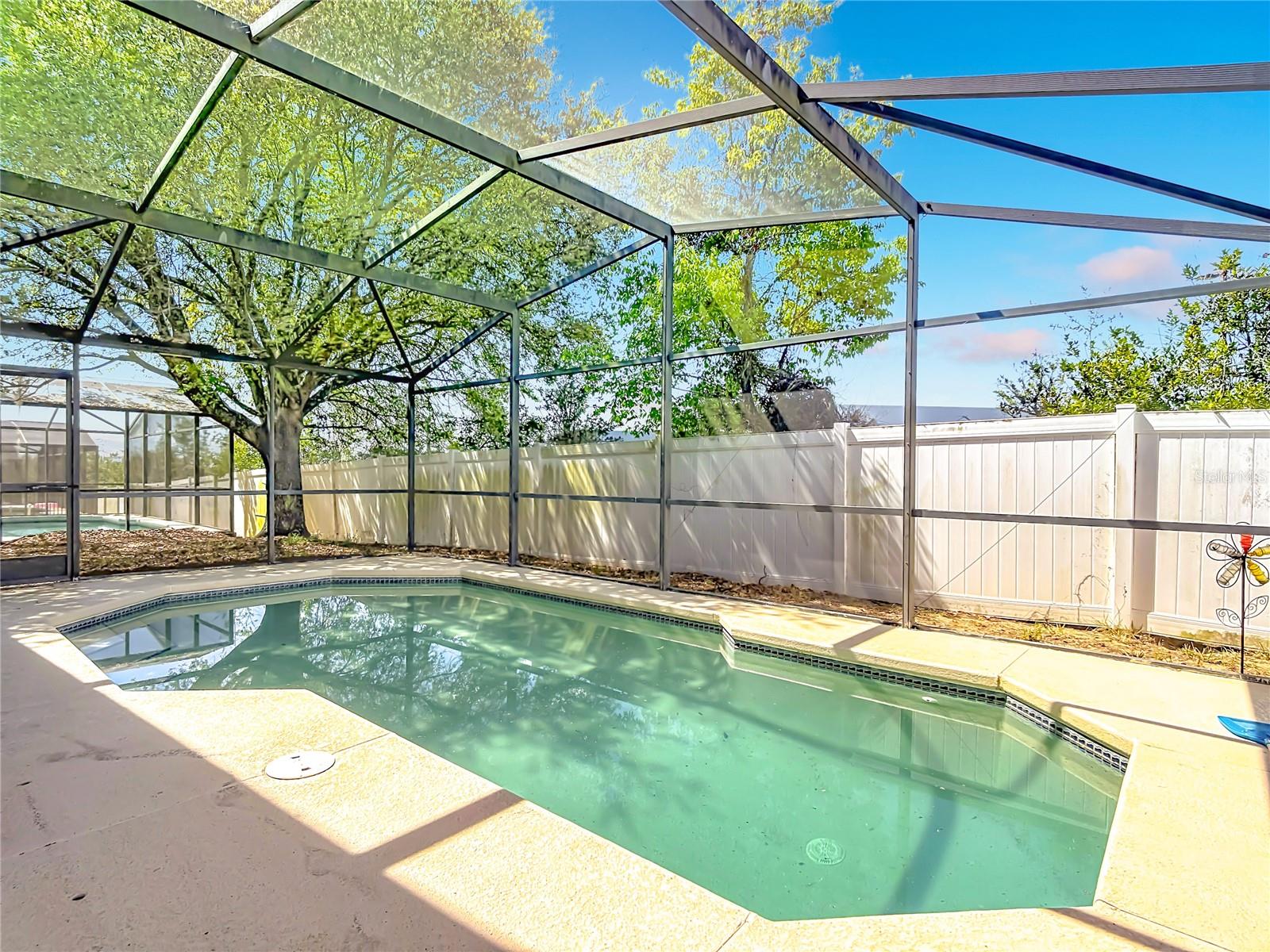 635 KNOLLWOOD DR, DAVENPORT, FL — photo 47