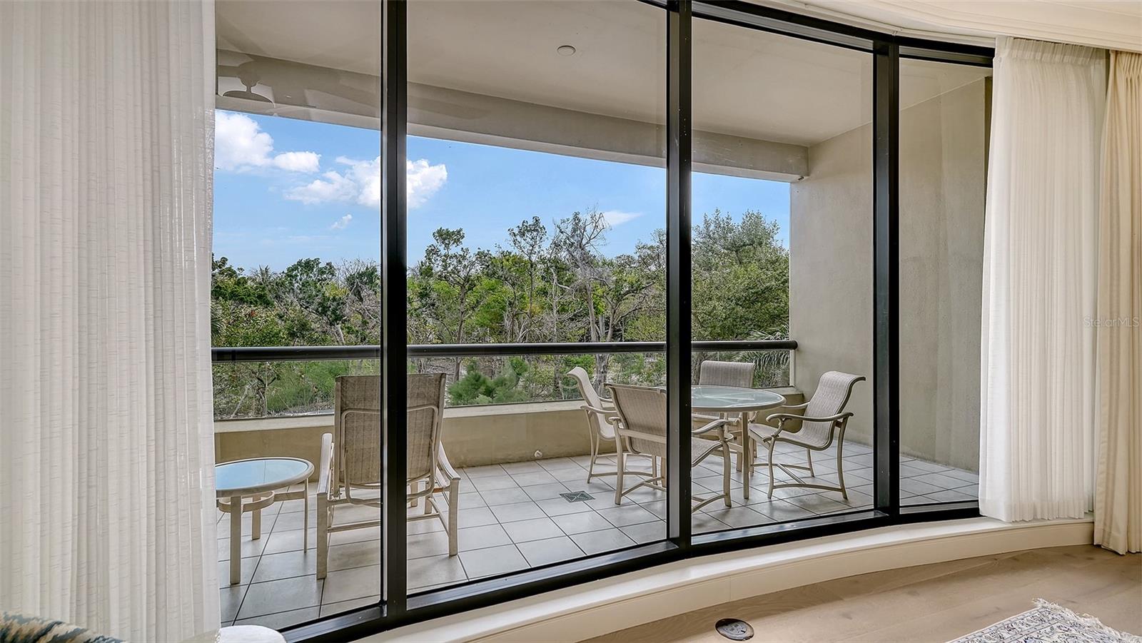 1281 GULF OF MEXICO DR #111, LONGBOAT KEY, FL — photo 9