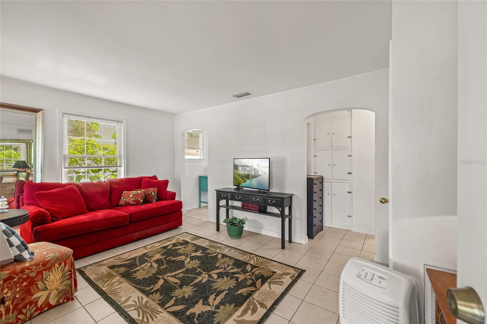 7328 9TH AVE N, ST PETERSBURG, FL — photo 3