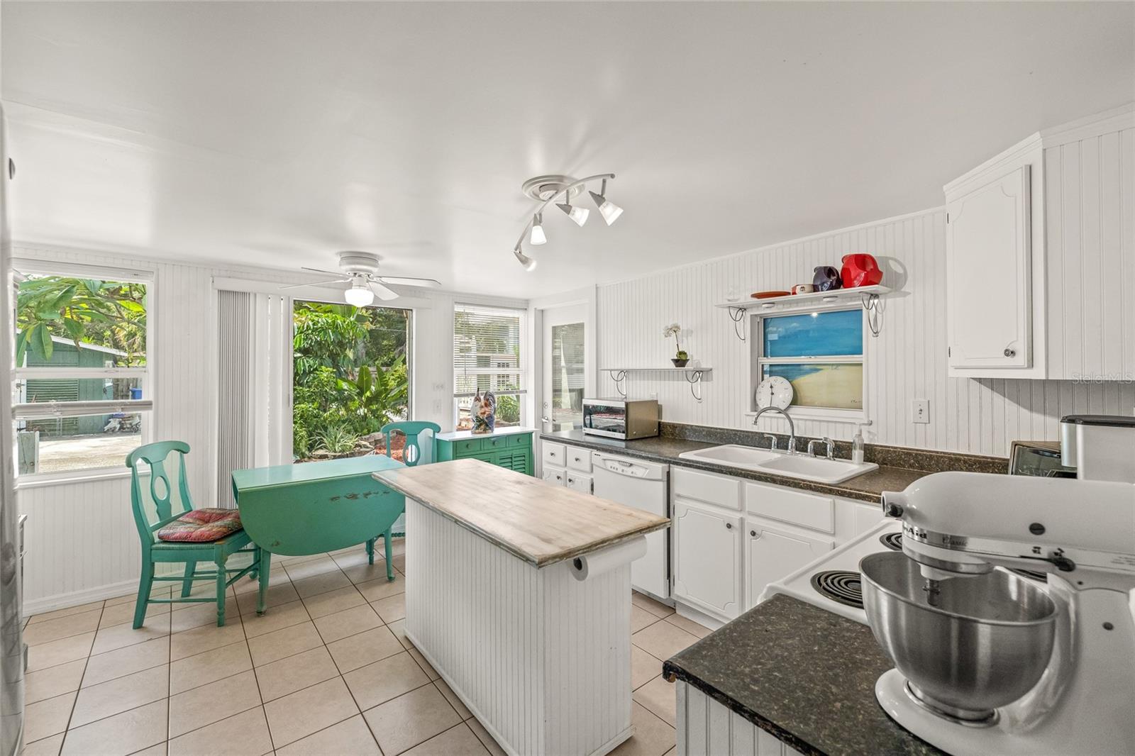 7328 9TH AVE N, ST PETERSBURG, FL — photo 7