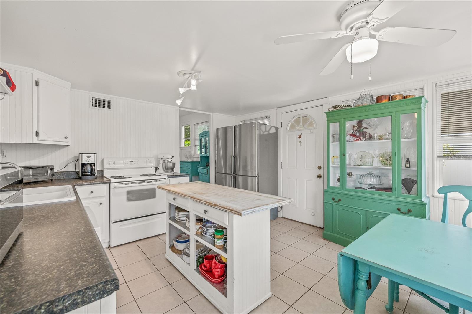 7328 9TH AVE N, ST PETERSBURG, FL — photo 9