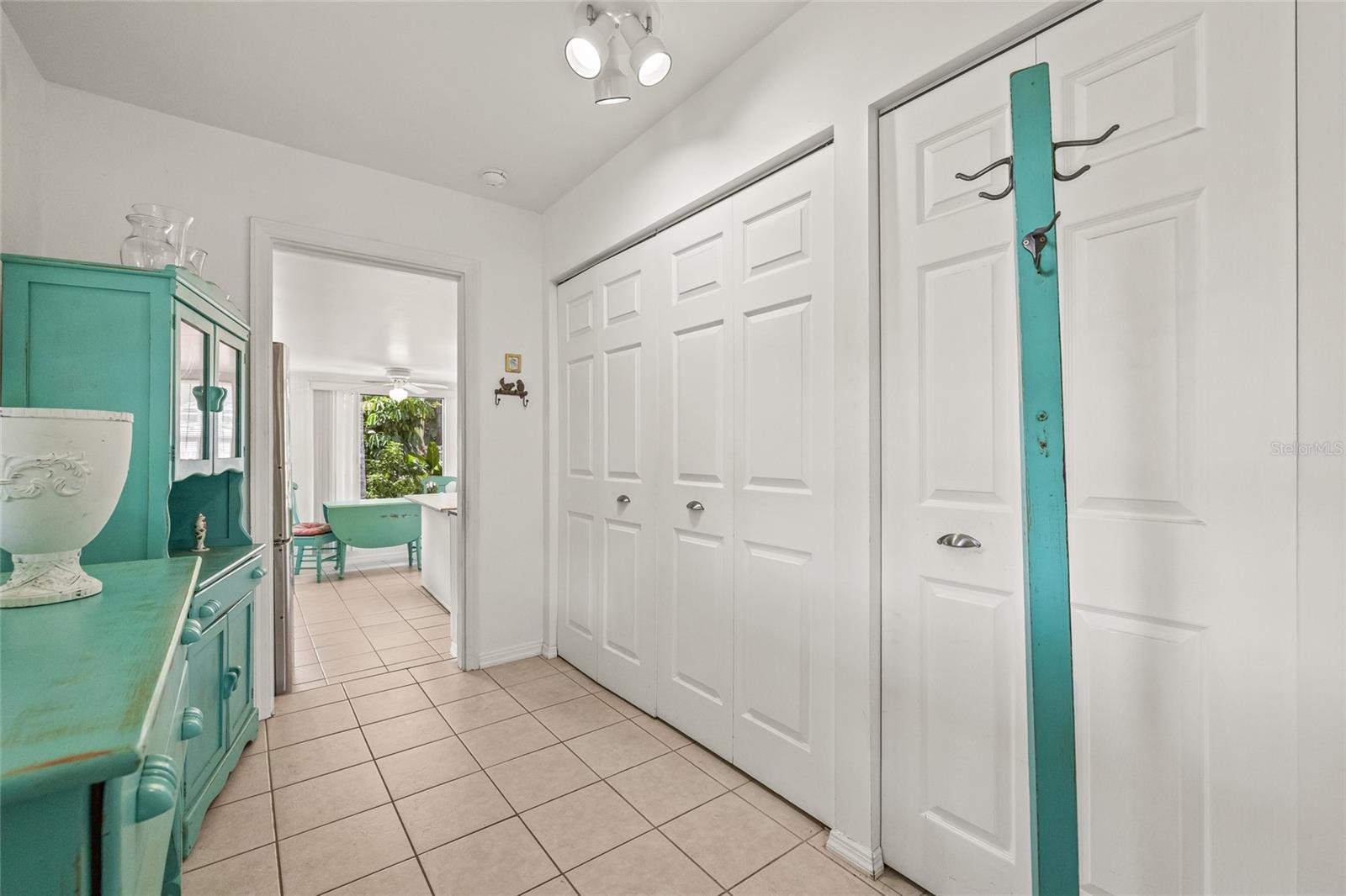 7328 9TH AVE N, ST PETERSBURG, FL — photo 10