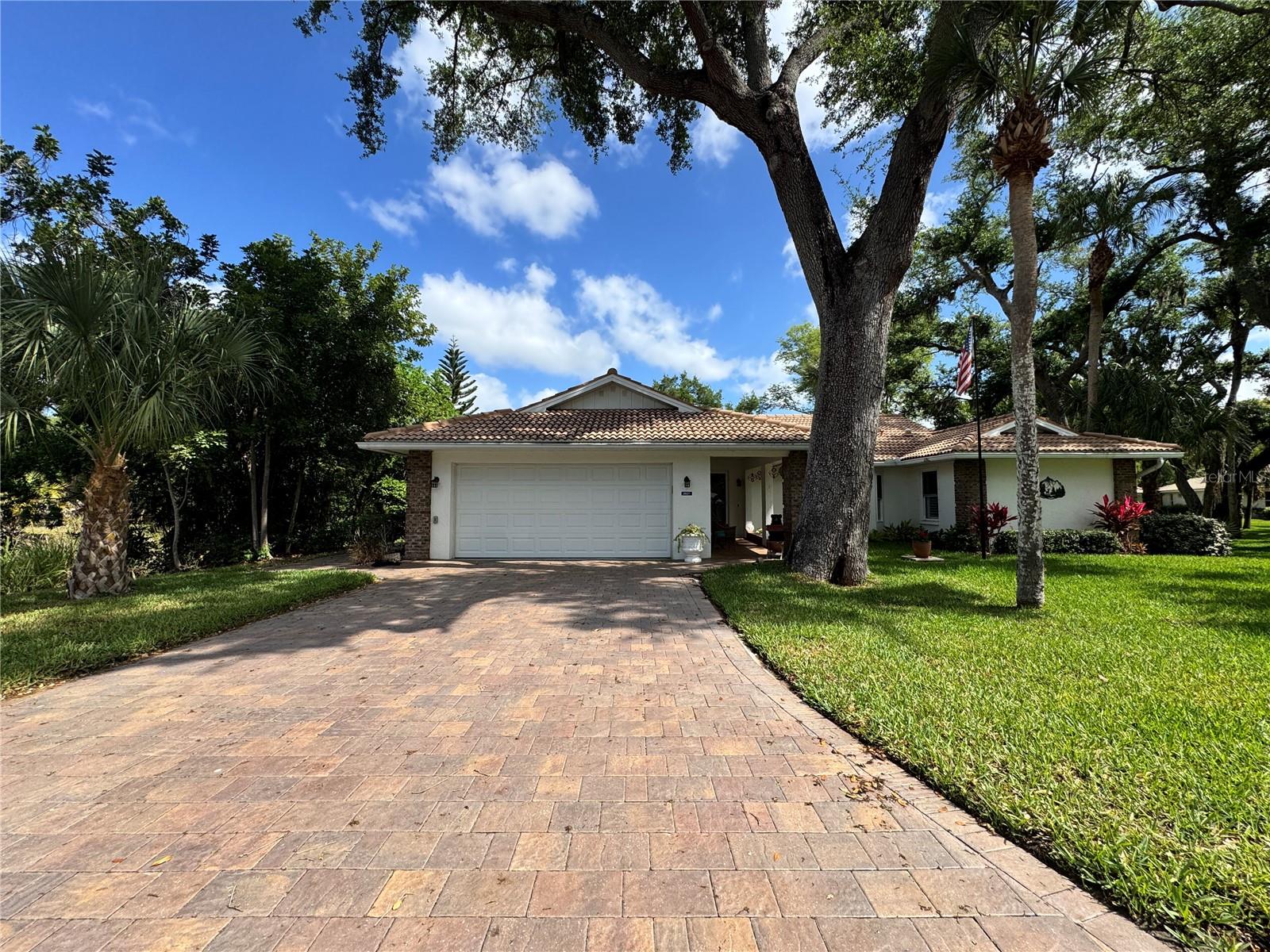 3601 GARDEN LAKES CLENET, BRADENTON, FL — photo 2