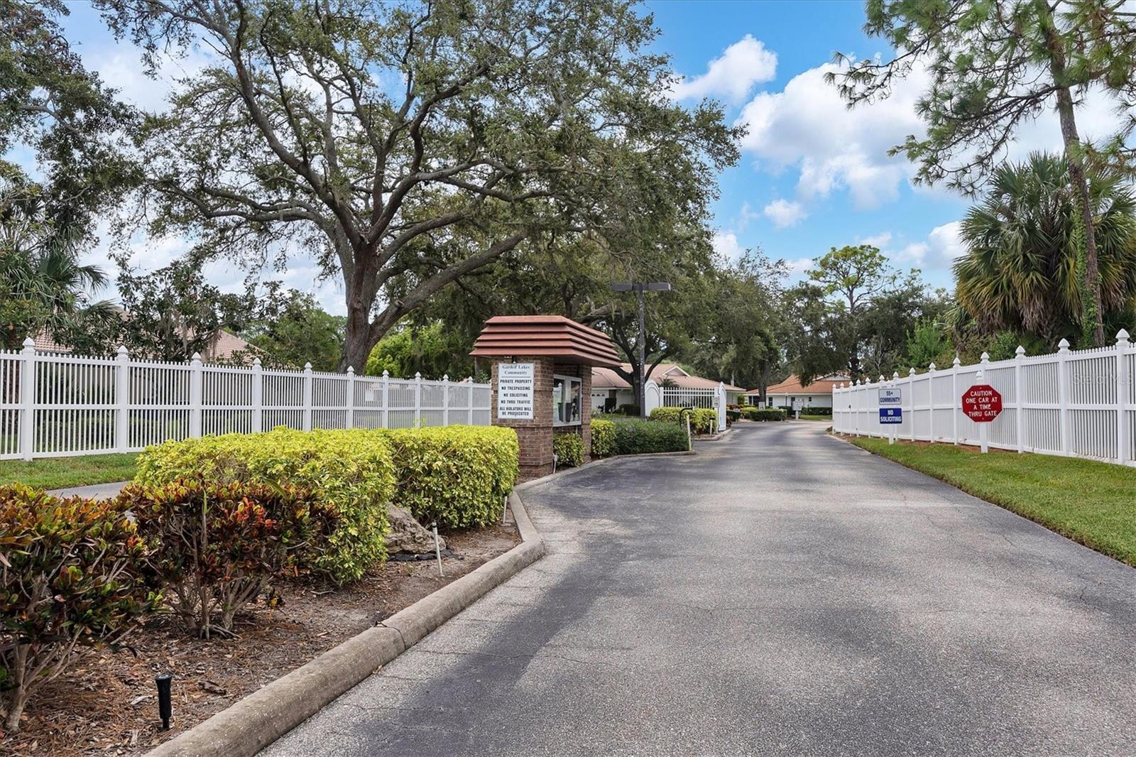 3601 GARDEN LAKES CLENET, BRADENTON, FL — photo 39