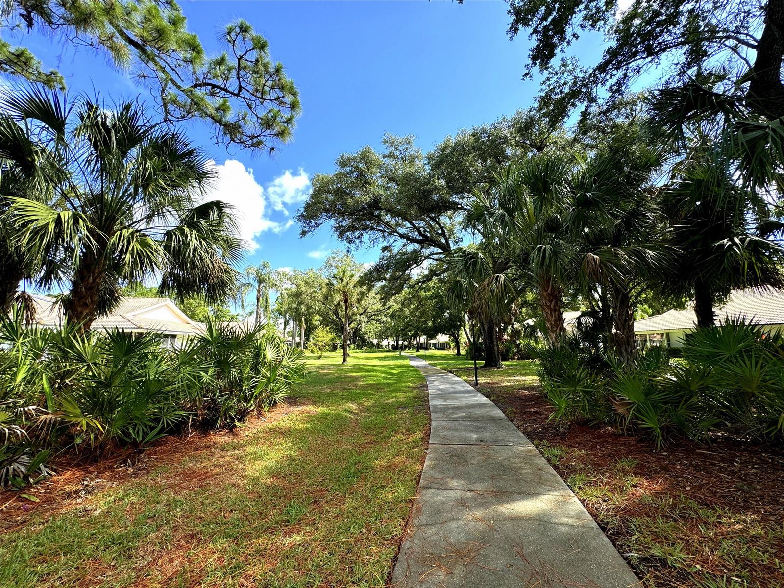 3601 GARDEN LAKES CLENET, BRADENTON, FL — photo 40