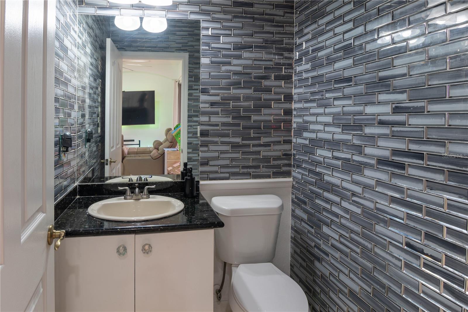6151 NEW OSPREY PT, WEEKI WACHEE, FL — photo 37