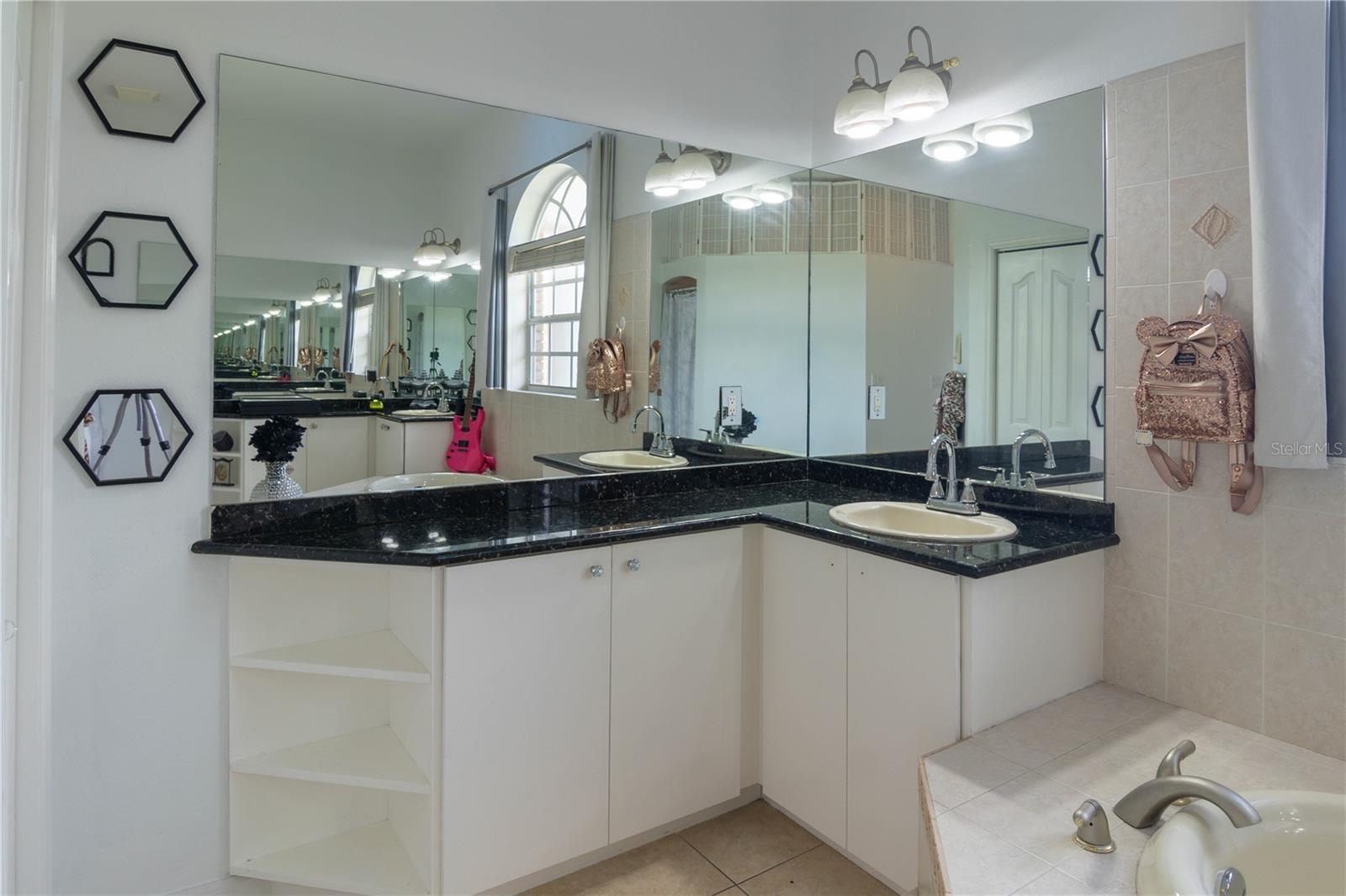 6151 NEW OSPREY PT, WEEKI WACHEE, FL — photo 42
