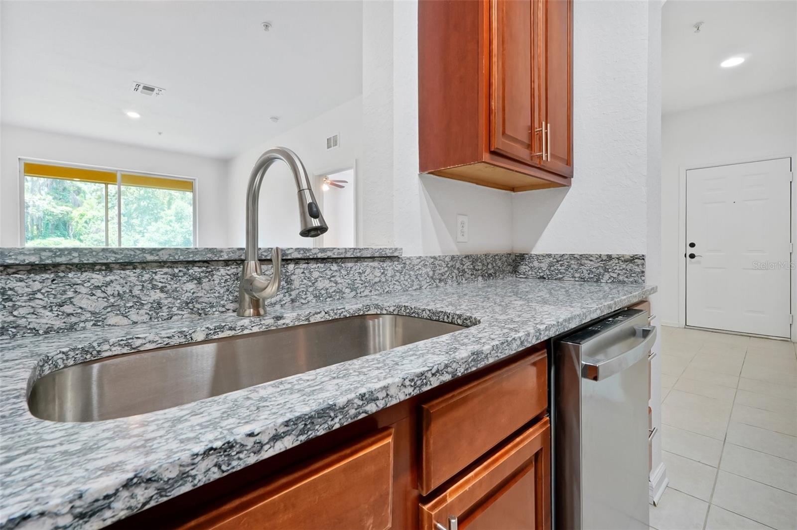 6265 CONTESSA DR #303, ORLANDO, FL — photo 16