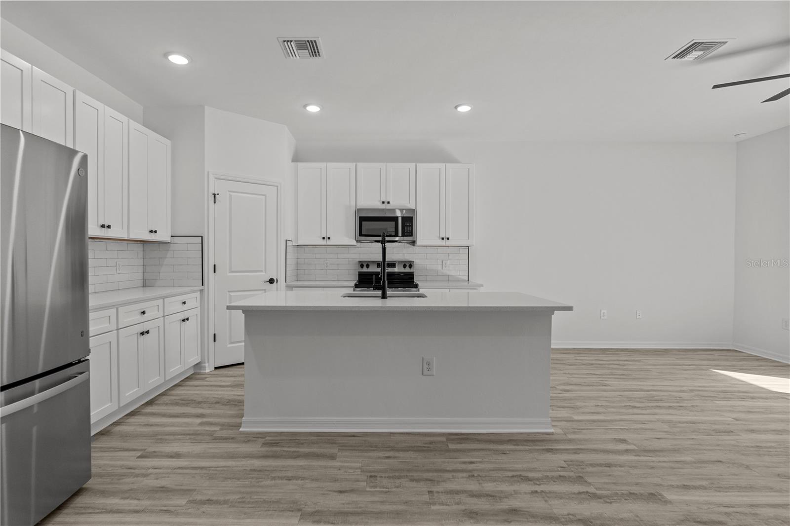 12232-12234 NEWGATE AVE, PORT CHARLOTTE, FL — photo 3