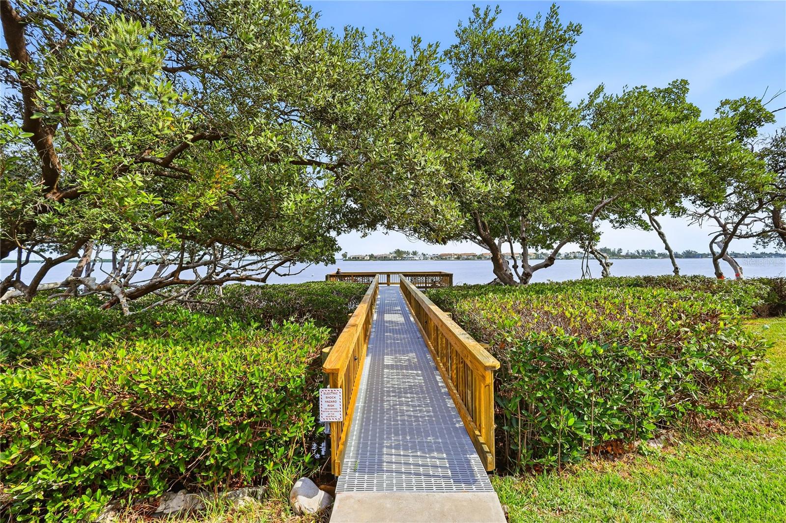 1801 GULF DR N #142, BRADENTON BEACH, FL — photo 43