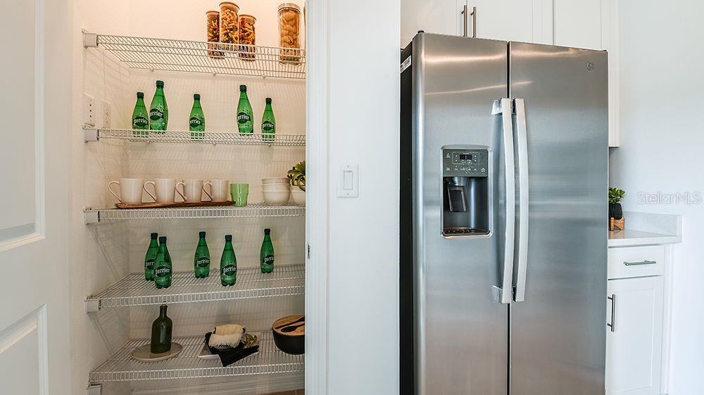 10605 ORBIT TER, SARASOTA, FL — photo 9