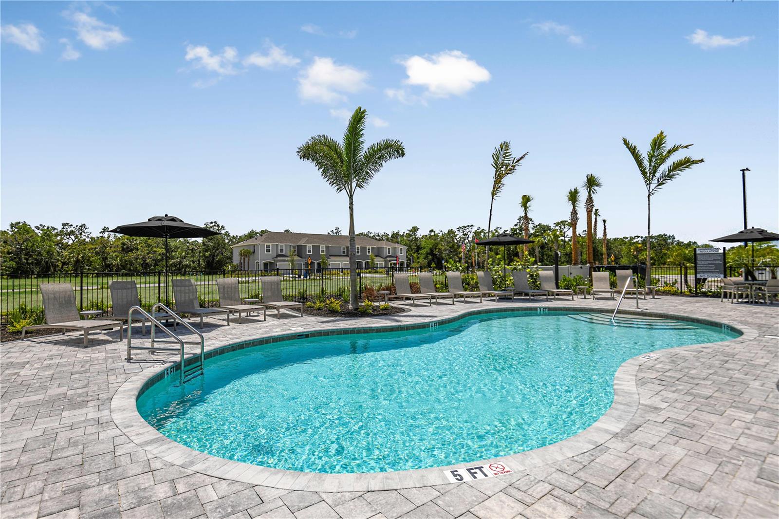 10605 ORBIT TER, SARASOTA, FL — photo 23