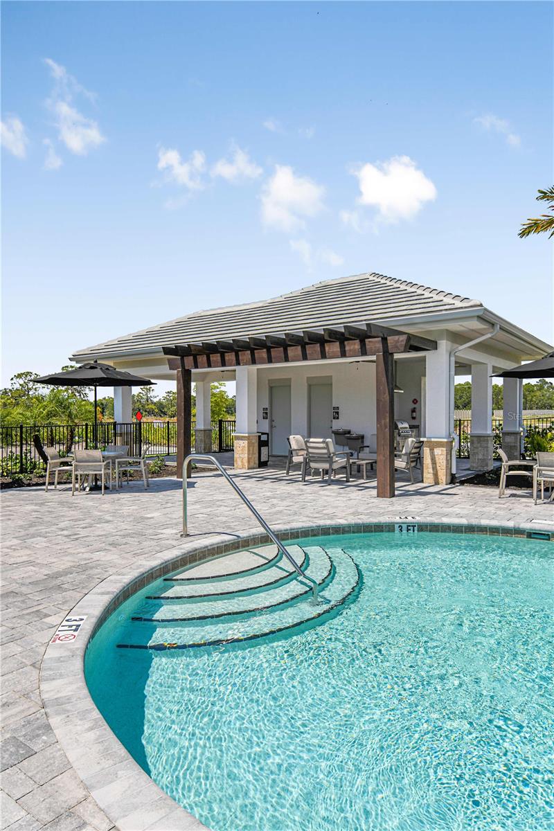 10605 ORBIT TER, SARASOTA, FL — photo 31