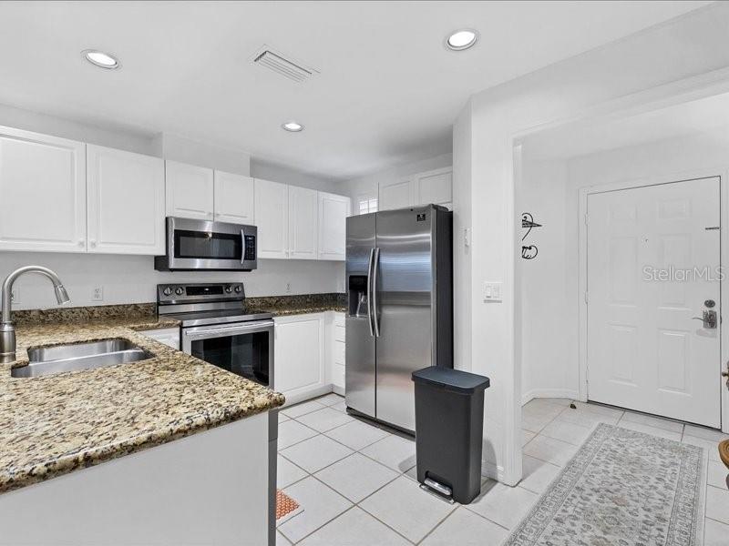 3706 54TH DR W #103, BRADENTON, FL — photo 3