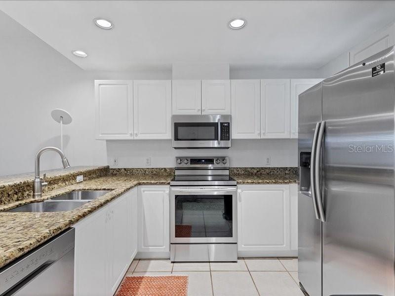3706 54TH DR W #103, BRADENTON, FL — photo 4