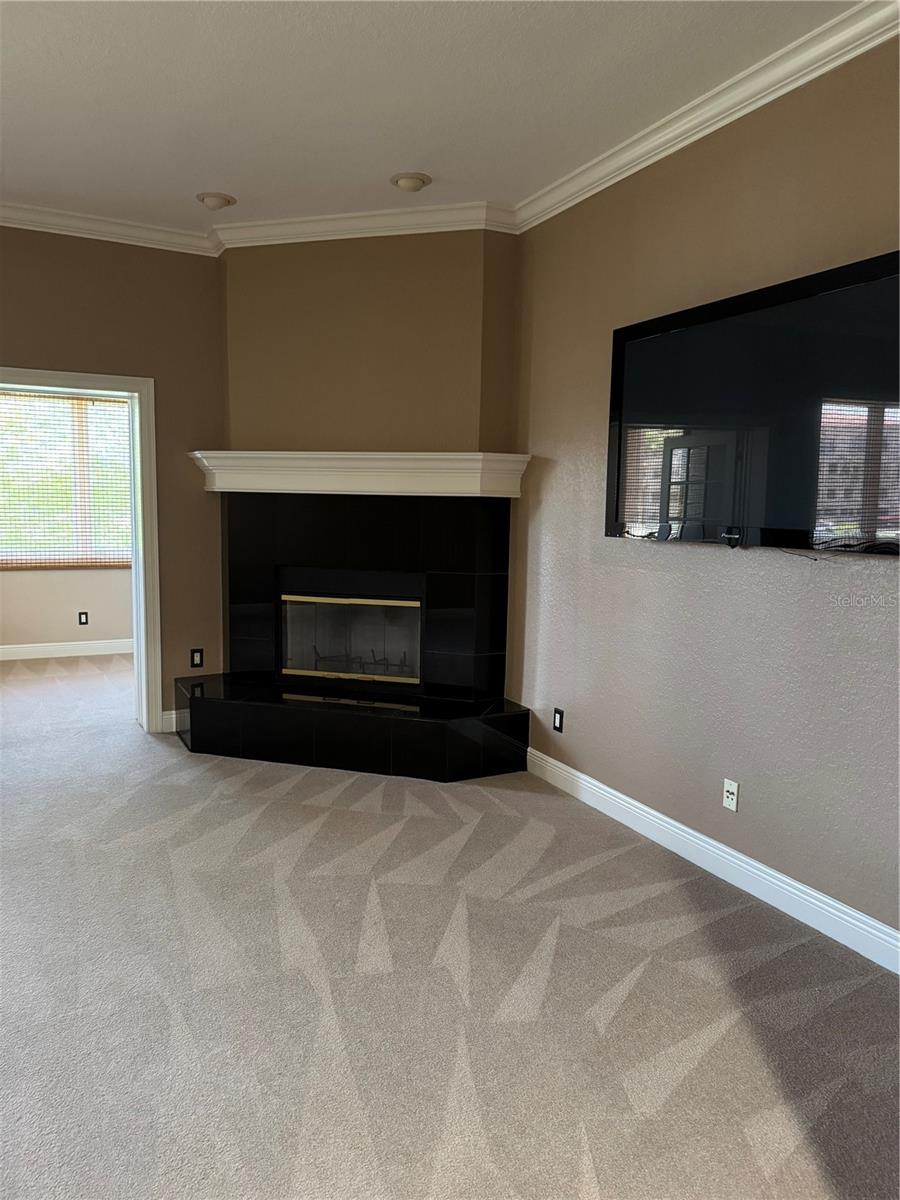 644 SAXONY BLVD, ST PETERSBURG, FL — photo 9