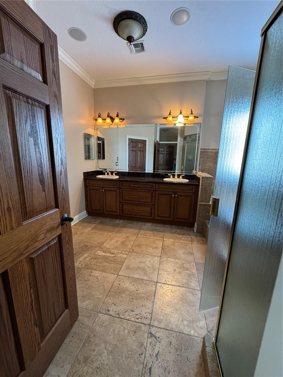 644 SAXONY BLVD, ST PETERSBURG, FL — photo 12