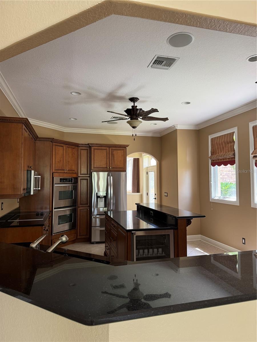 644 SAXONY BLVD, ST PETERSBURG, FL — photo 29