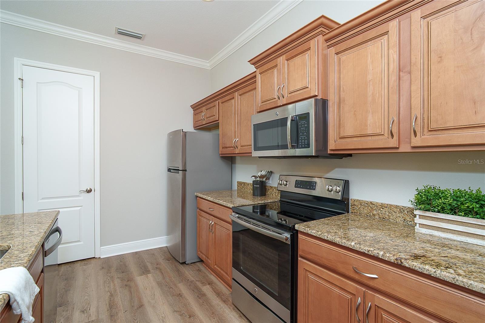 641 GUILD DR, VENICE, FL — photo 11