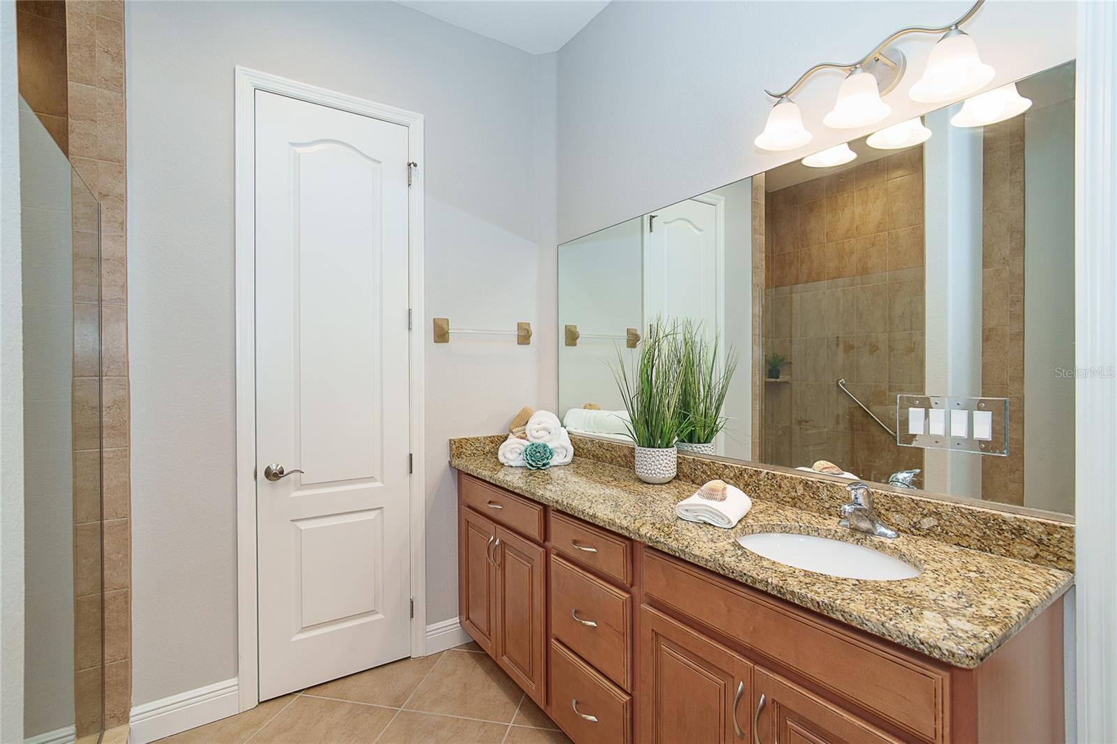 641 GUILD DR, VENICE, FL — photo 34
