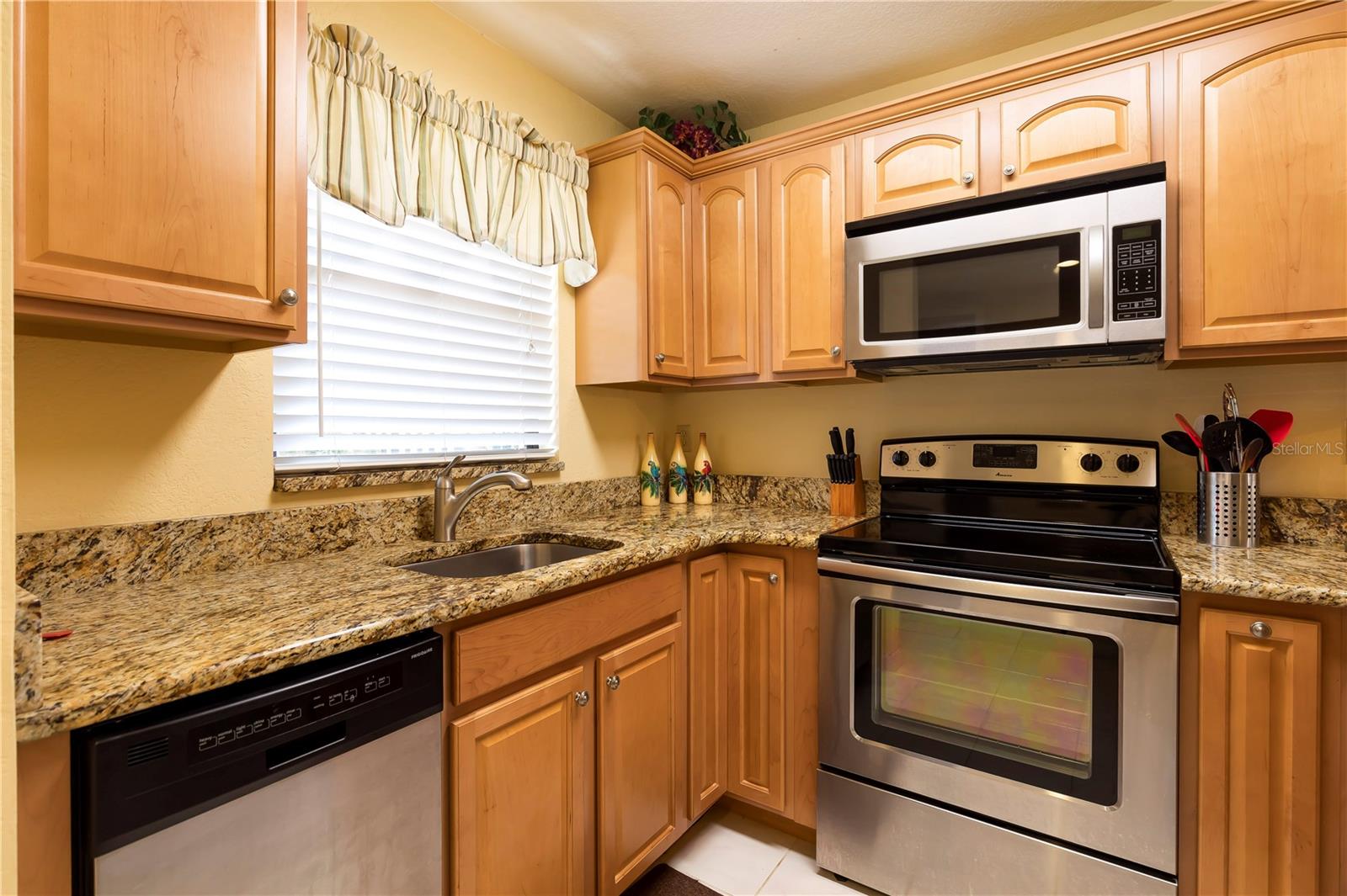 3221 WHITE IBIS CT #D2, PUNTA GORDA, FL — photo 21