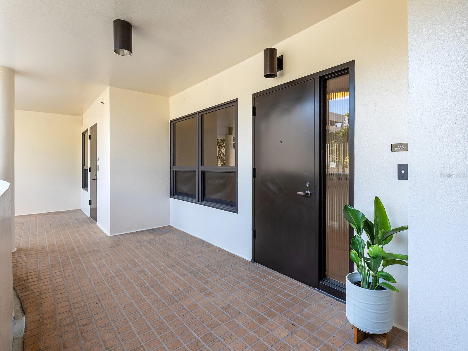 1255 N GULFSTREAM AVE #205, SARASOTA, FL — photo 4