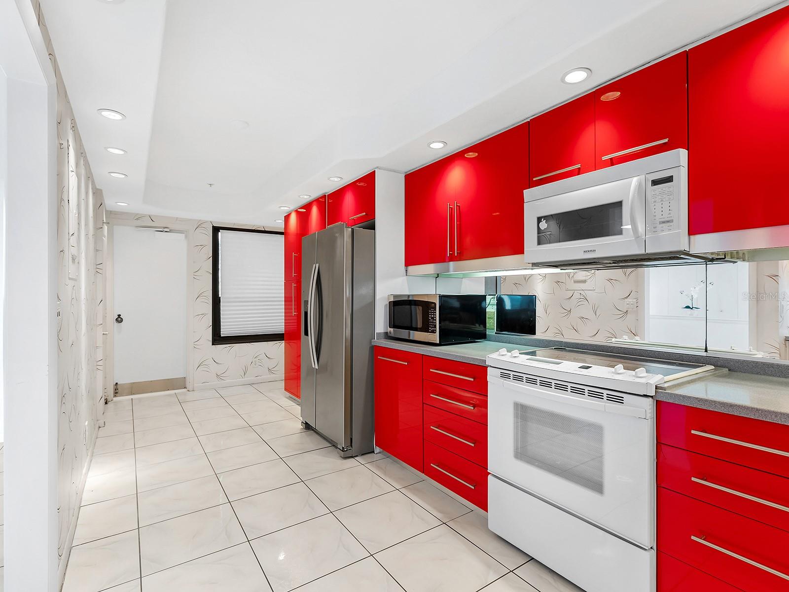 1255 N GULFSTREAM AVE #205, SARASOTA, FL — photo 15