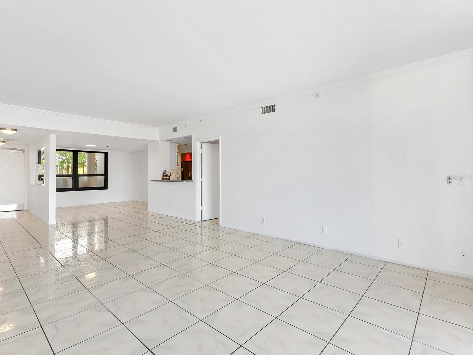 1255 N GULFSTREAM AVE #205, SARASOTA, FL — photo 30