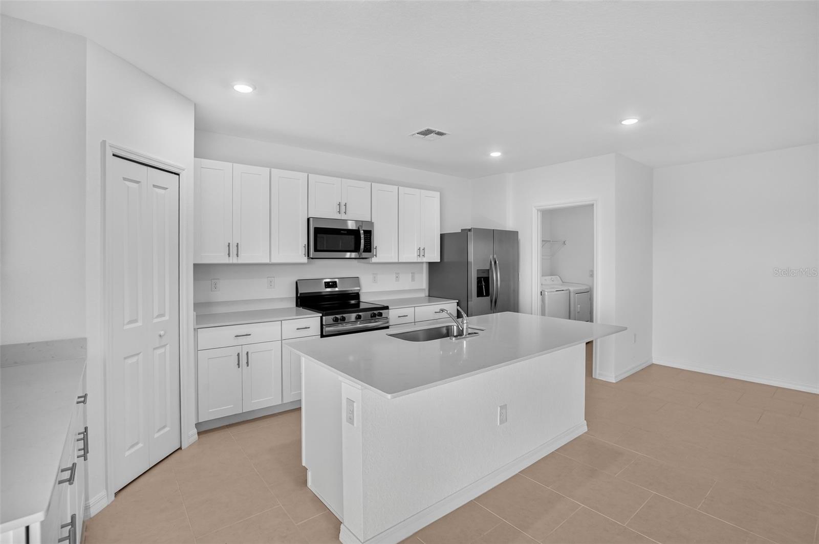 3821 AMBERSWEET XING, PARRISH, FL — photo 17