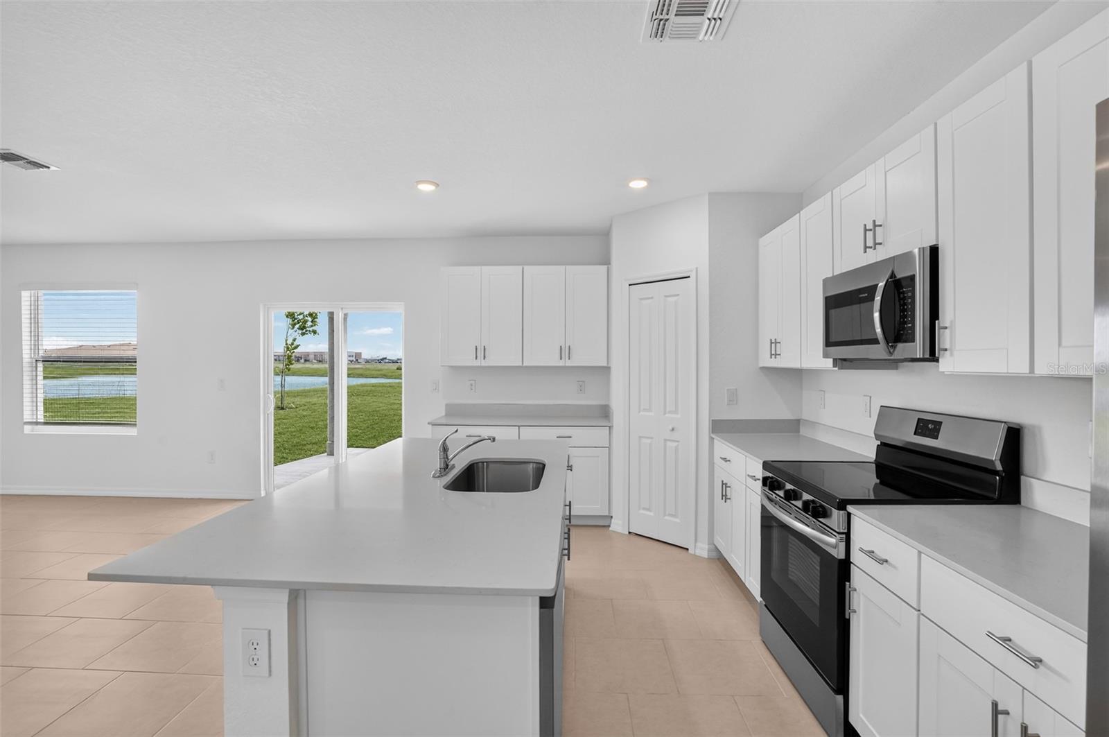 3821 AMBERSWEET XING, PARRISH, FL — photo 18
