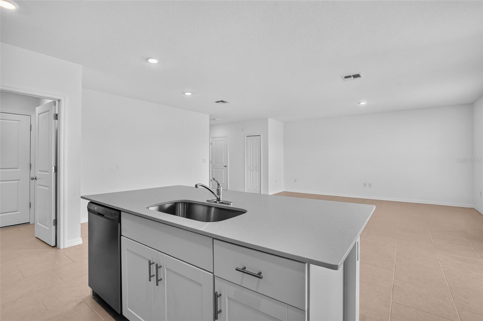 3821 AMBERSWEET XING, PARRISH, FL — photo 19