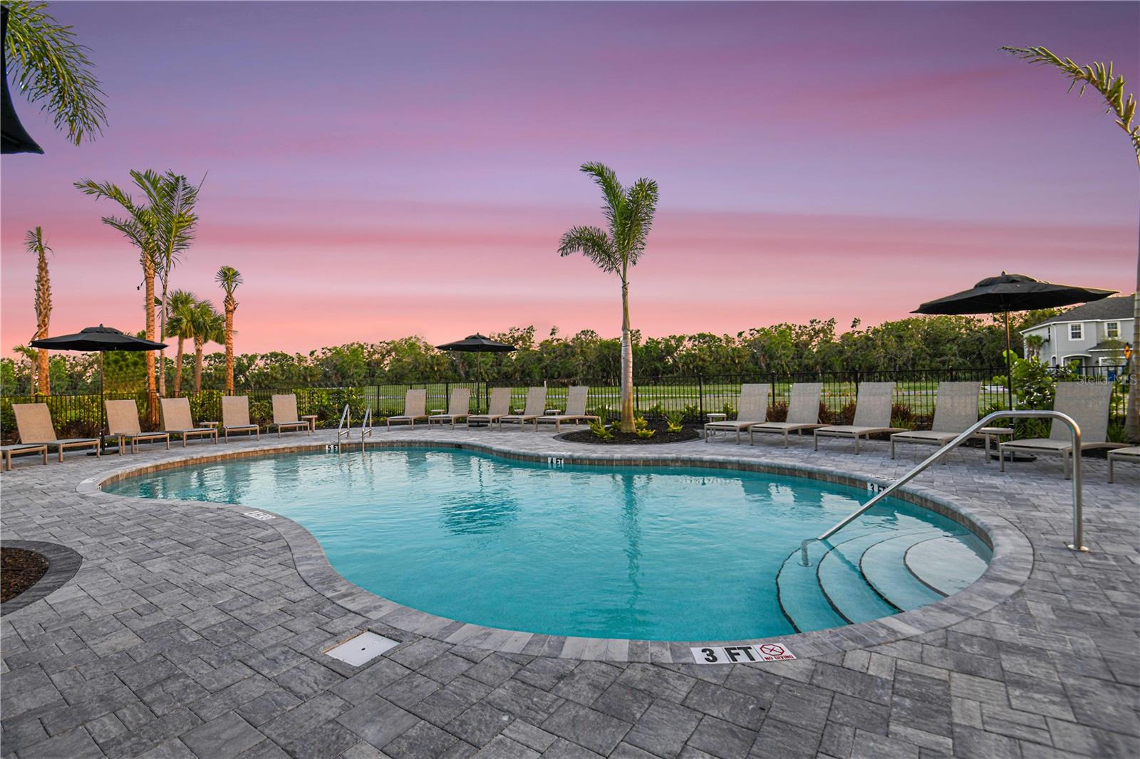 10601 ORBIT TER, SARASOTA, FL — photo 29