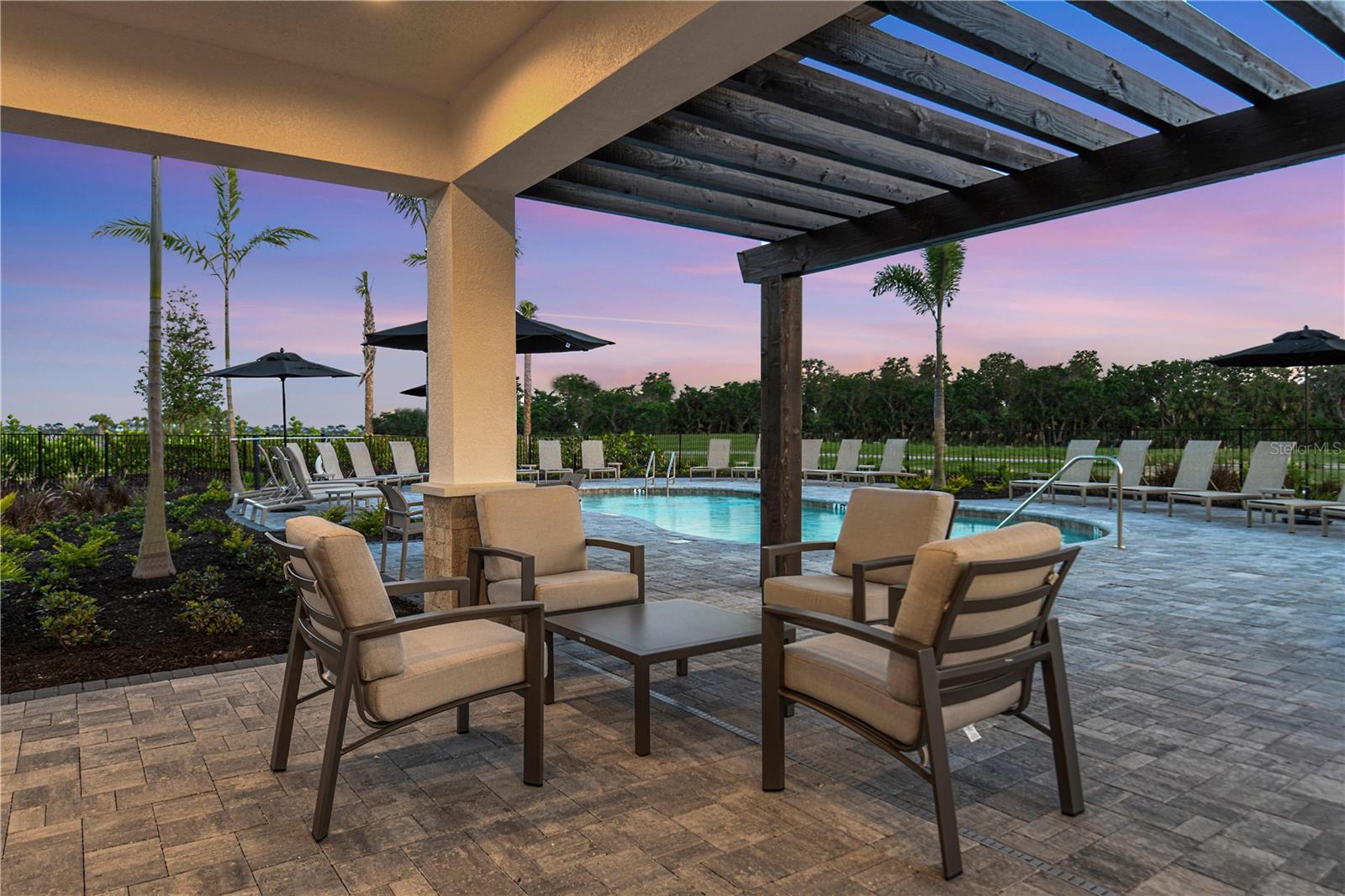 10601 ORBIT TER, SARASOTA, FL — photo 34