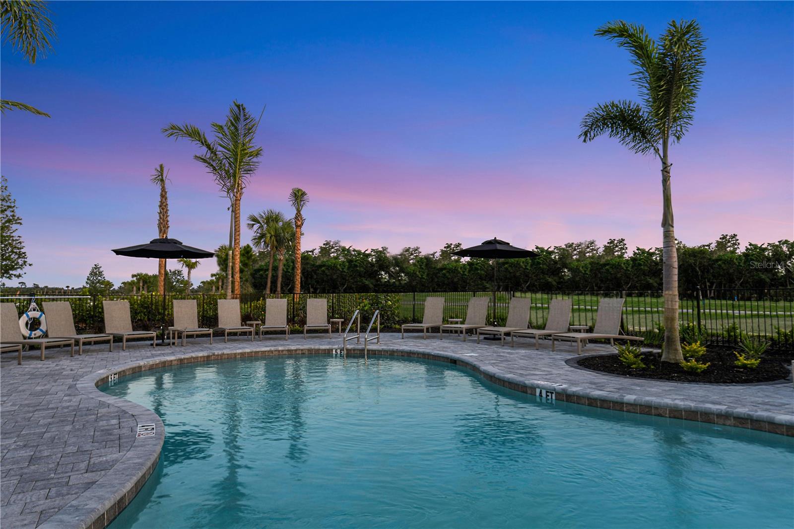 10601 ORBIT TER, SARASOTA, FL — photo 35