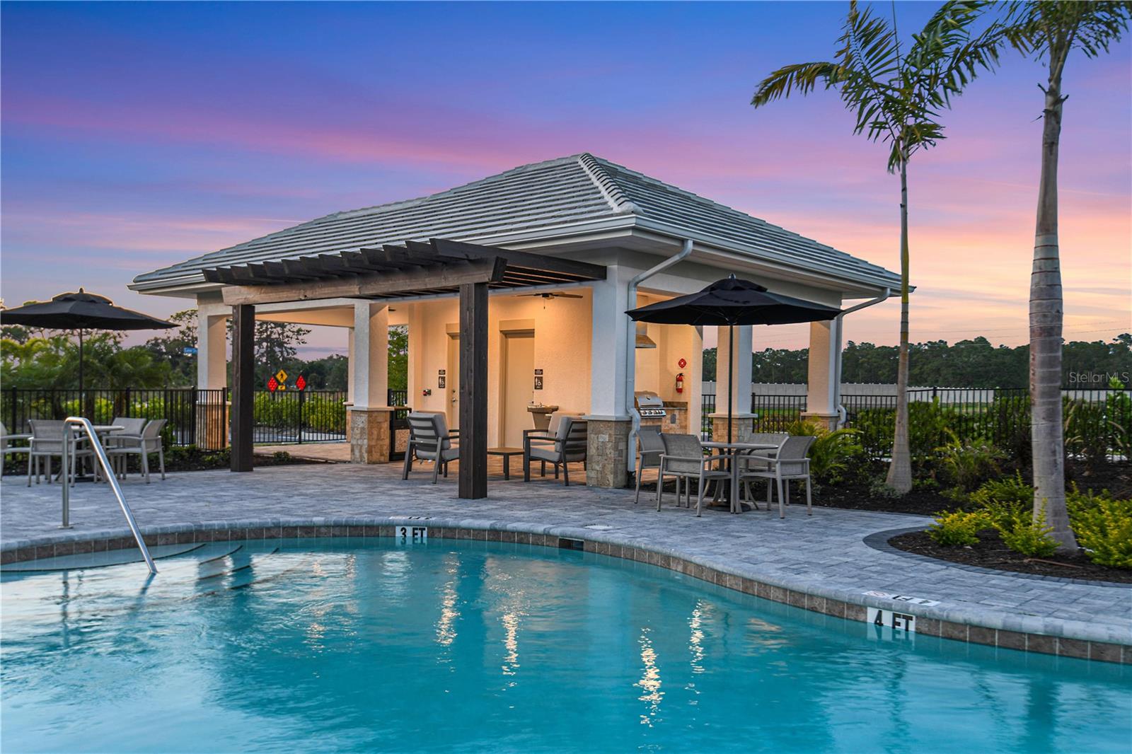 10601 ORBIT TER, SARASOTA, FL — photo 36