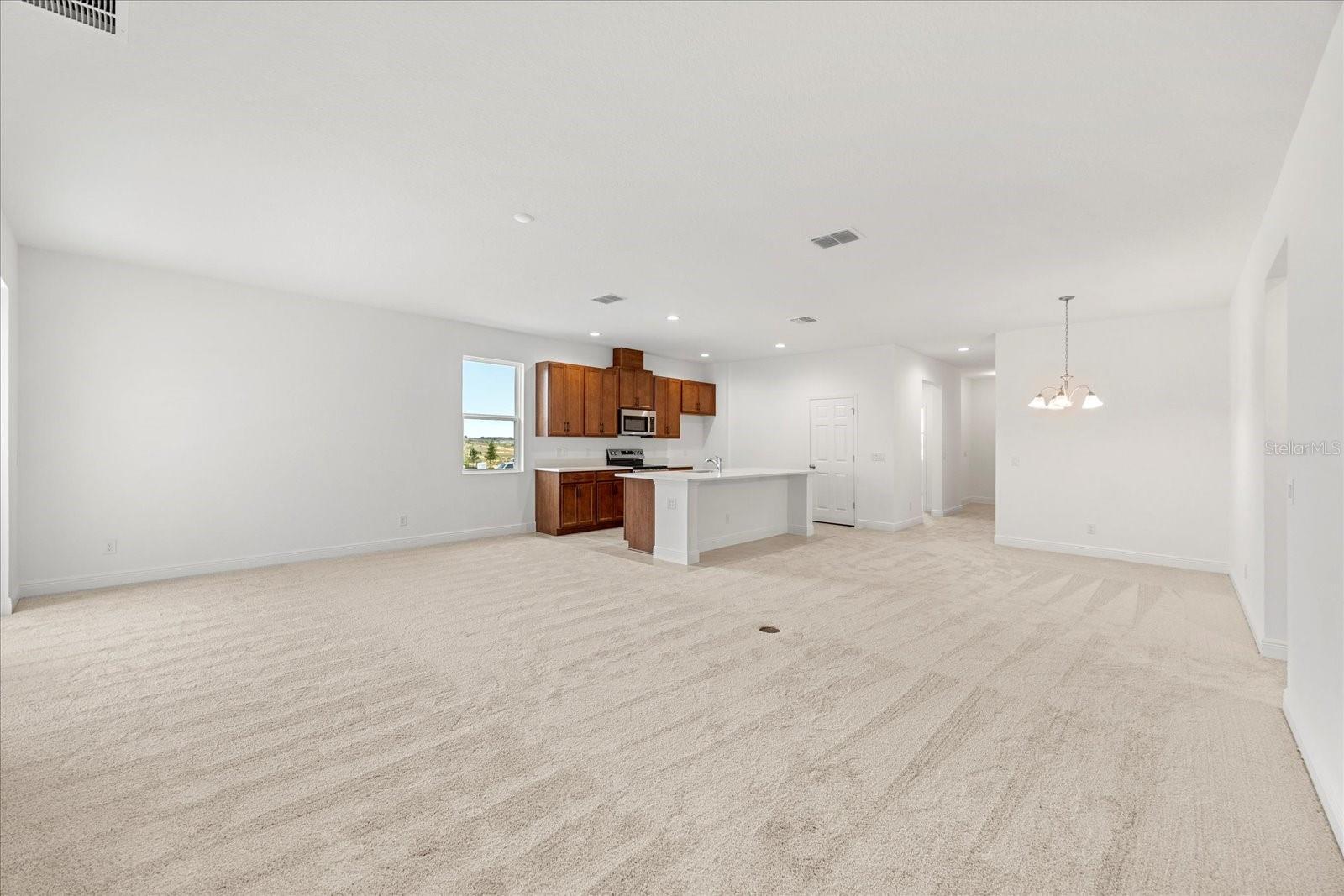 7991 SYRACUSE DR, CLERMONT, FL — photo 4