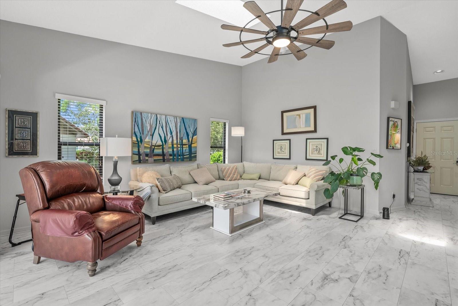 3862 WILSHIRE CIR W #107, SARASOTA, FL — photo 6