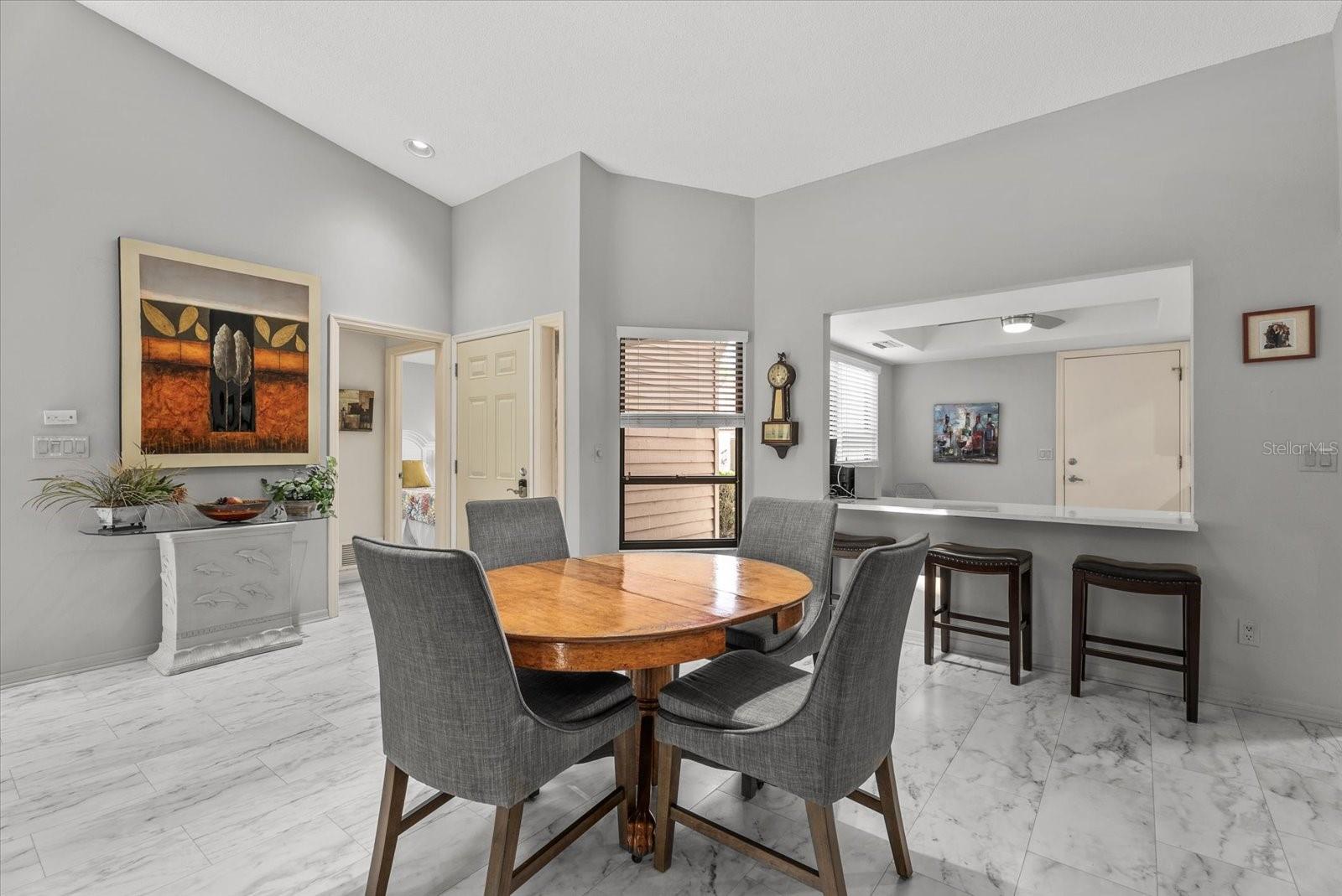 3862 WILSHIRE CIR W #107, SARASOTA, FL — photo 8