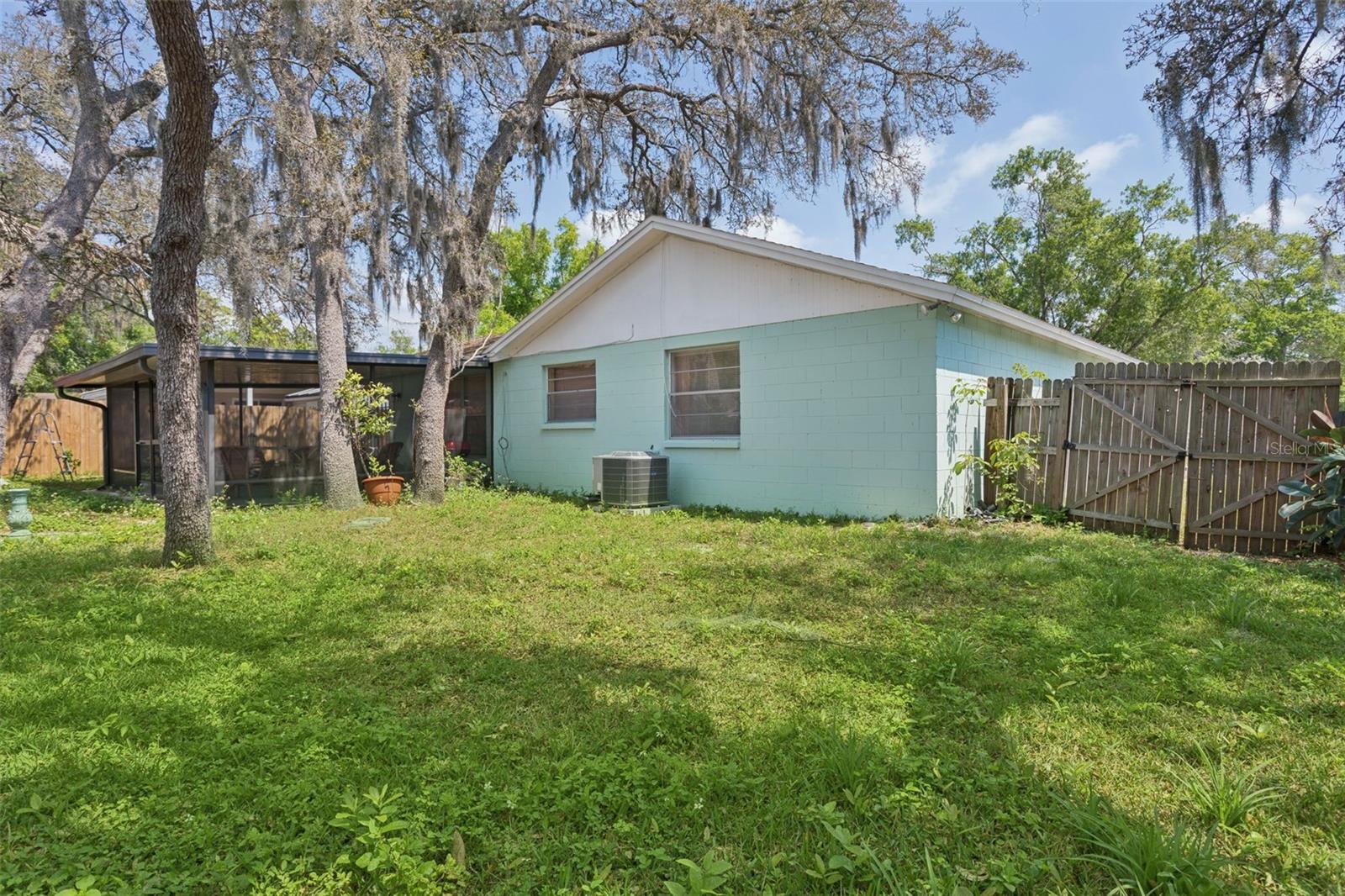 502 AVOCADO CIR, BRANDON, FL — photo 42
