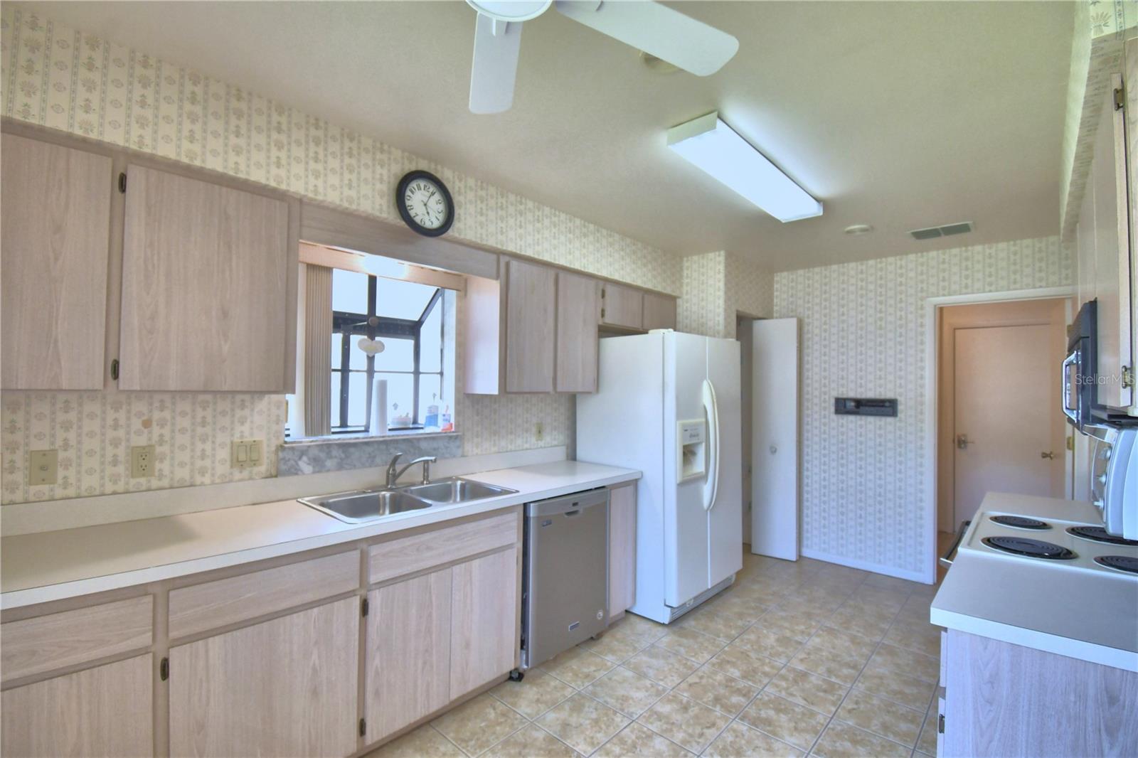 4828 SQUIRE HOLLOW DR, LAKELAND, FL — photo 16