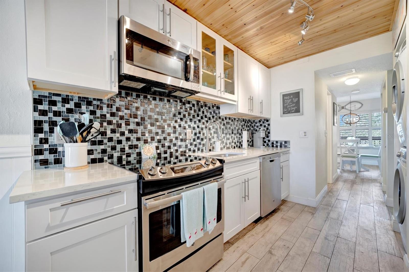 625 30TH AVE W #G408, BRADENTON, FL — photo 12