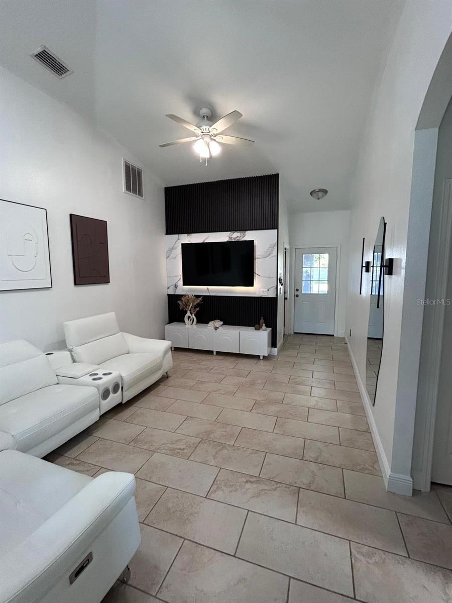 5103 E 18TH AVE, TAMPA, FL — photo 7